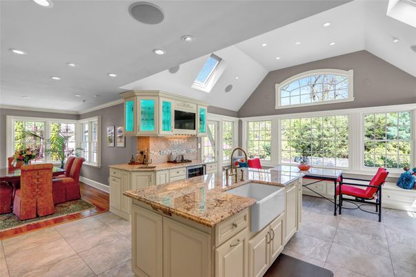 Dining room, Interior, Kitchen, Living room, Recessed Lighting, Wood Texture Flooring