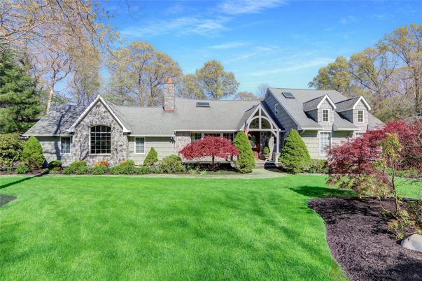 Exterior, Facade, Cape Cod