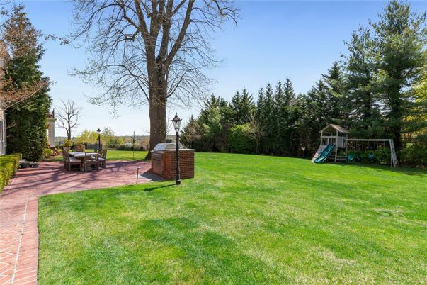 Backyard, Exterior, Playground