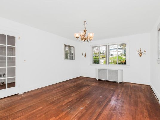 Chandelier, Empty room, Interior, Wood Texture Flooring