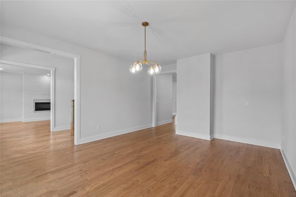 Empty room, Interior, Pendant Lights, Wood Texture Flooring