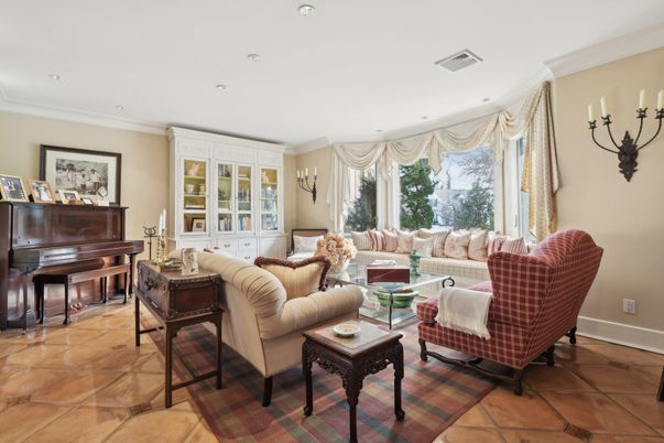 Interior, Living room, Piano, Recessed Lighting