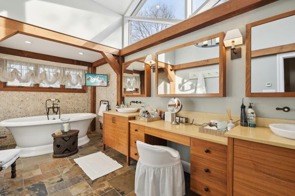 Bathroom, Dual Sink Vanities, Free Standing Baths, Interior, Recessed Lighting