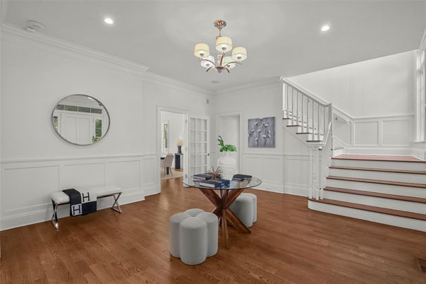 Chandelier, Interior, Recessed Lighting, Wood Texture Flooring