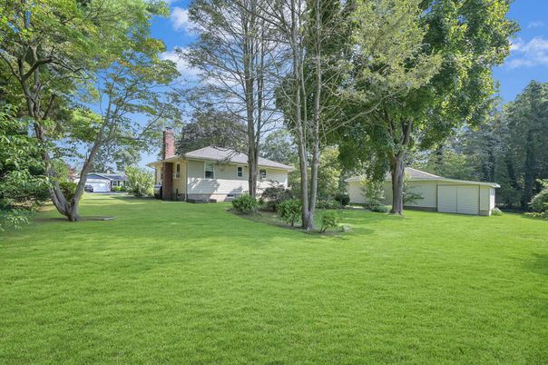 Backyard, Detached Garage, Exterior