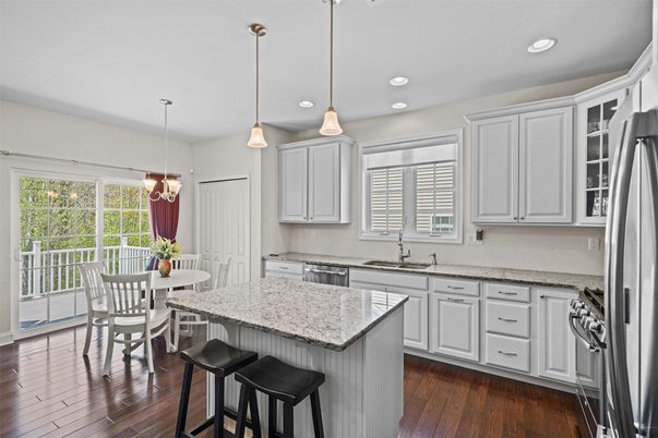 Dining room, Interior, Kitchen, Pendant Lights, Recessed Lighting, Wood Texture Flooring