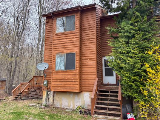 Exterior, Facade, None