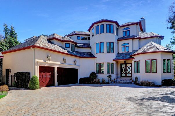 Attached, Exterior, Facade, Spanish Mediterranean
