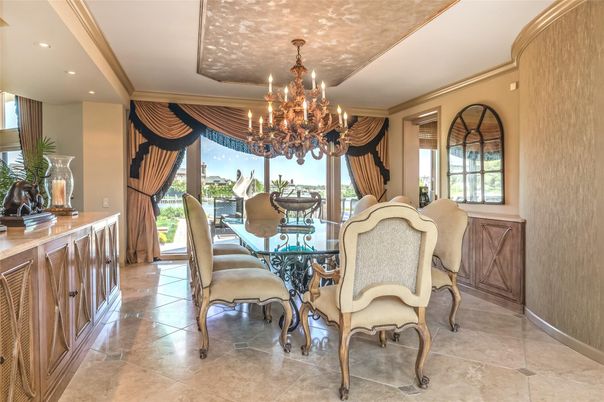 Chandelier, Dining room, Interior, Recessed Lighting