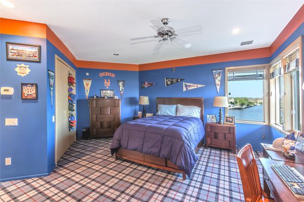 Bedroom, Interior, Recessed Lighting, Water