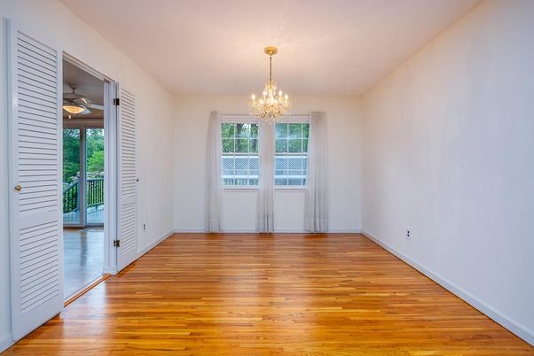 Chandelier, Empty room, Interior, Wood Texture Flooring