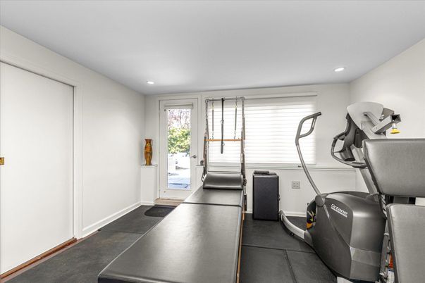 Fitness Equipment, Interior, Recessed Lighting
