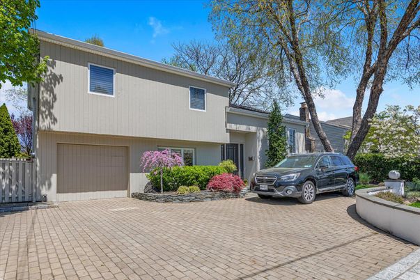 Attached, Exterior, Facade, Raised Ranch