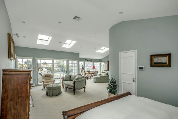 Bedroom, Interior, Living room, Recessed Lighting