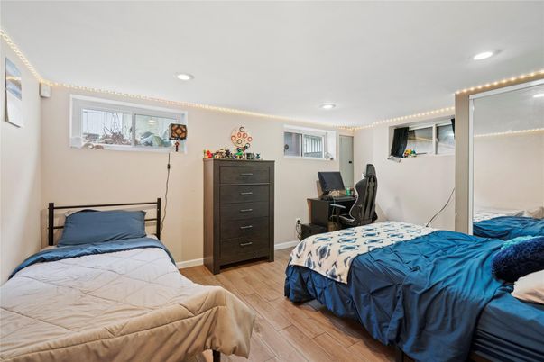 Bedroom, Home Office, Interior, Recessed Lighting, Wood Texture Flooring