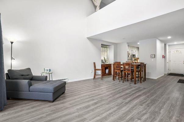 Dining room, Interior, Kitchen, Recessed Lighting, Wood Texture Flooring