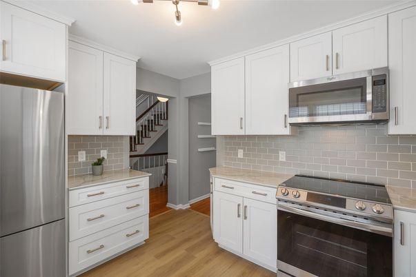 Interior, Kitchen, Stainless Steel Appliances, Wood Texture Flooring