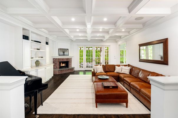 Fireplace, Interior, Living room, Piano, Recessed Lighting, Wood Texture Flooring