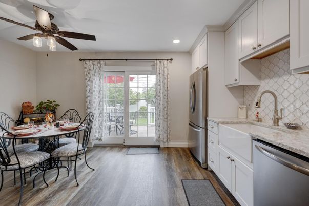 Dining room, Interior, Kitchen, Recessed Lighting, Wood Texture Flooring