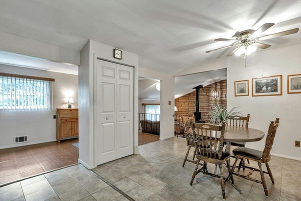 Dining room, Interior, Stone Walls