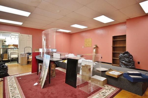Dining room, Interior, Recessed Lighting