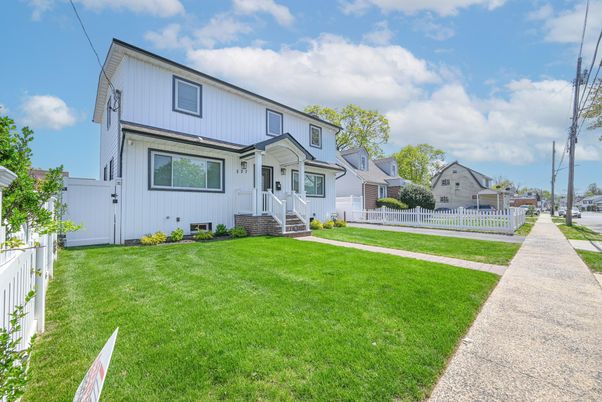 Backyard, Exterior, Facade, Farmhouse
