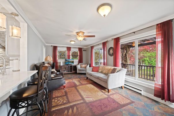 Interior, Living room, Pendant Lights
