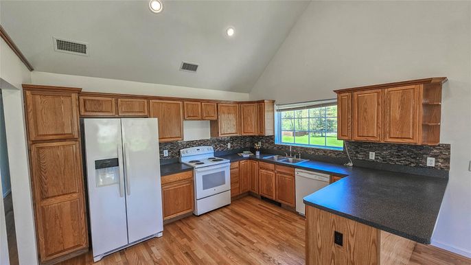 Interior, Kitchen, Recessed Lighting, Wood Texture Flooring