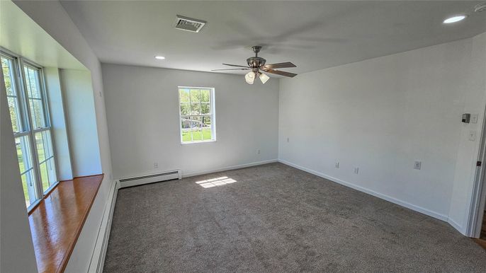Empty room, Interior, Recessed Lighting