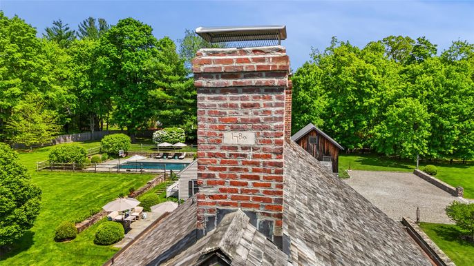 Exterior, Fireplace, Pool