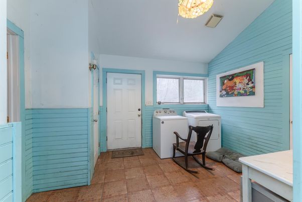 Interior, Washer