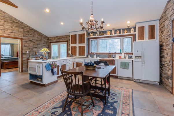 Chandelier, Dining room, Interior, Kitchen, Recessed Lighting, Stone Walls