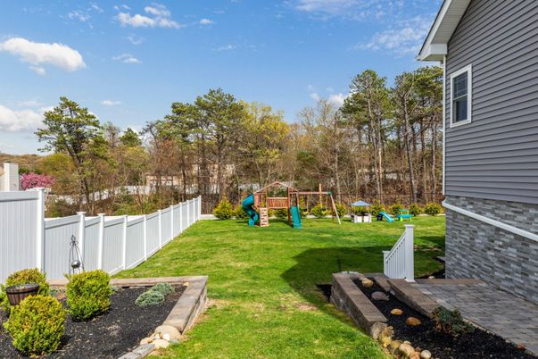 Backyard, Exterior, Playground