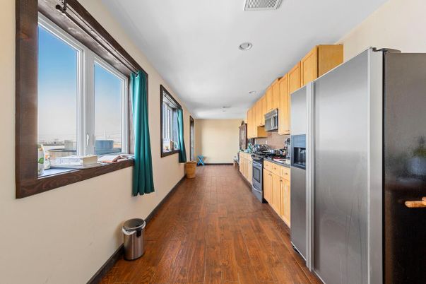 Interior, Kitchen, Recessed Lighting, Wood Texture Flooring