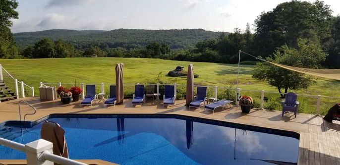 Exterior, Pool