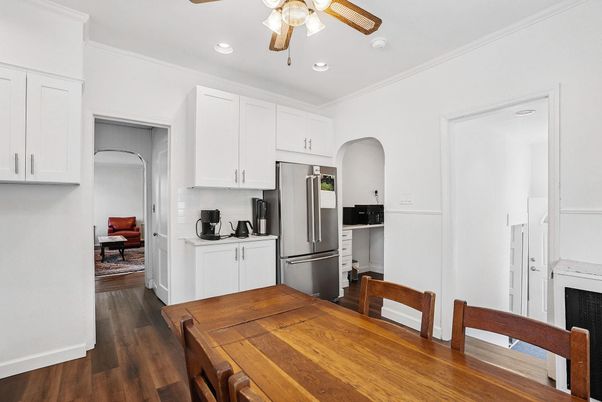 Dining room, Interior, Kitchen, Recessed Lighting, Wood Texture Flooring