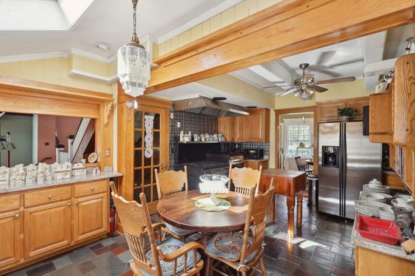 Dining room, Interior, Kitchen, Stainless Steel Appliances