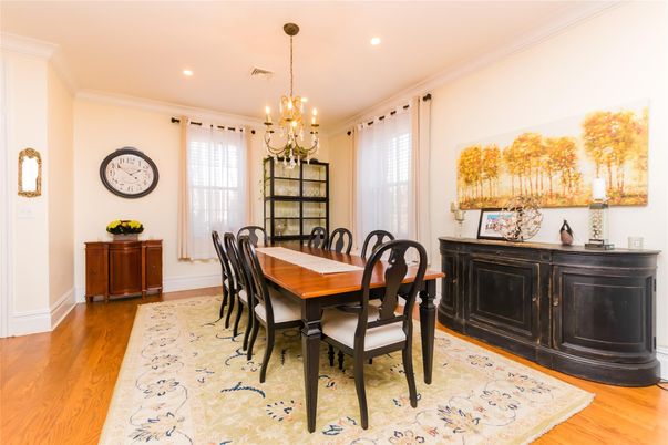 Chandelier, Dining room, Interior, Recessed Lighting, Wood Texture Flooring