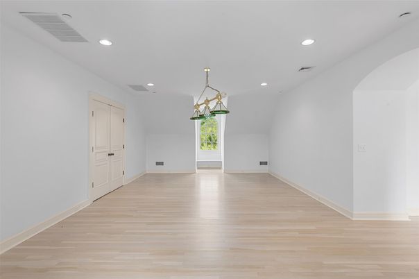 Empty room, Interior, Pendant Lights, Recessed Lighting, Wood Texture Flooring