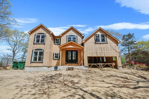 Backyard, Exterior, Facade, Brick Facade, Brick Traditional