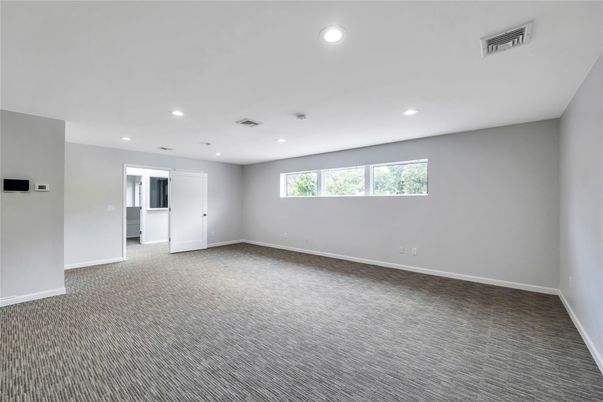 Empty room, Interior, Recessed Lighting