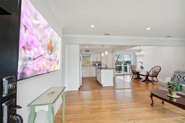 Chandelier, Dining room, Interior, Kitchen, Recessed Lighting, Wood Texture Flooring