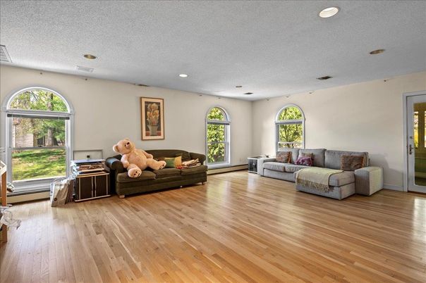 Interior, Living room, Recessed Lighting, Wood Texture Flooring