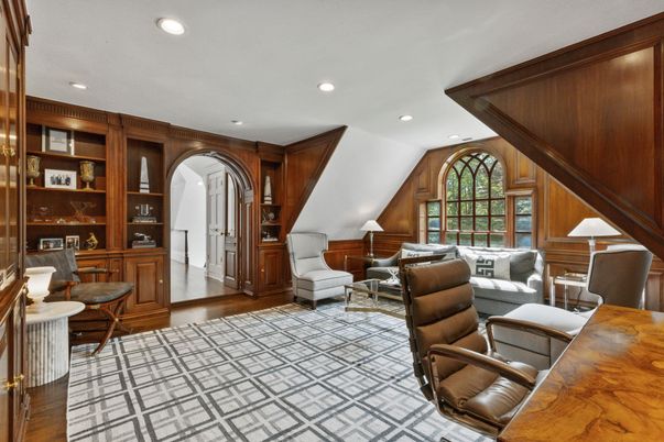 Interior, Living room, Recessed Lighting, Wood Texture Flooring, Wooden Walls