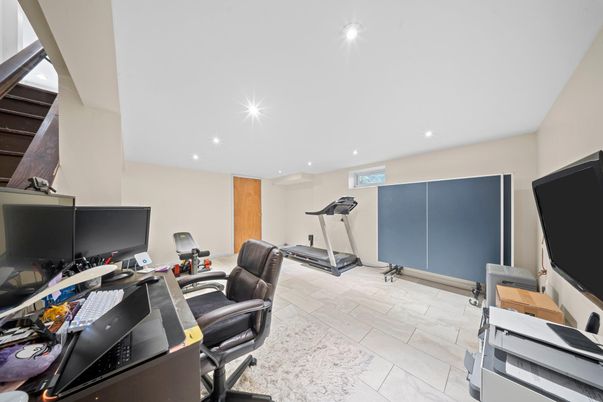 Fitness Equipment, Home Office, Interior, Recessed Lighting