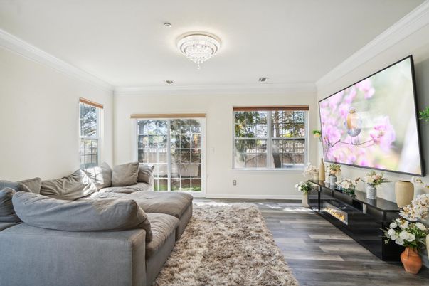 Chandelier, Interior, Living room, Wood Texture Flooring