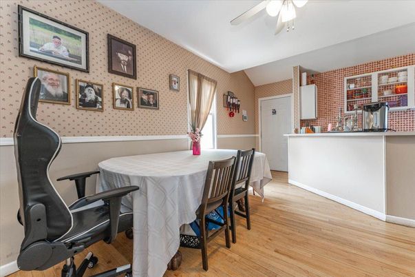 Dining room, Interior, Wood Texture Flooring