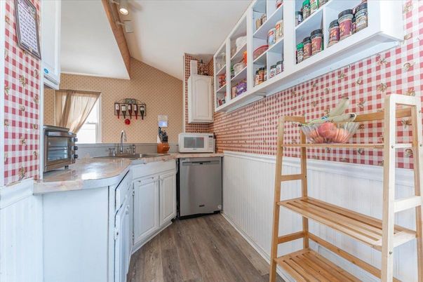 Interior, Kitchen, Recessed Lighting, Wood Texture Flooring