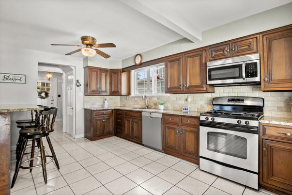 Interior, Kitchen, Stainless Steel Appliances