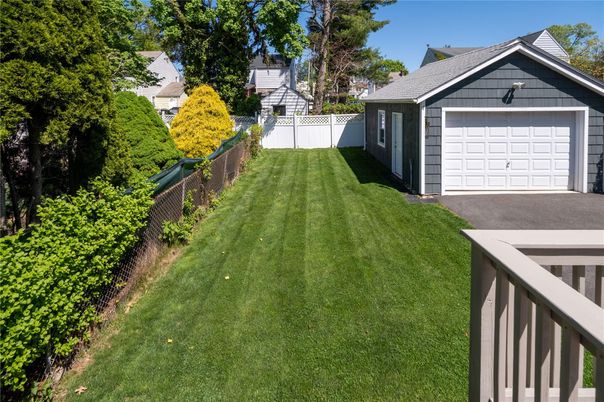 Backyard, Detached Garage, Exterior